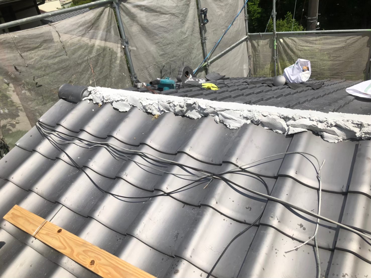 日本瓦葺き工事